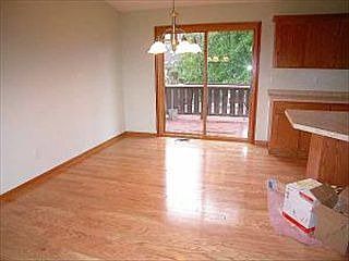 3rd image of 606 1st Ave N