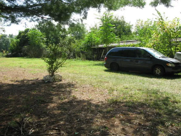203 Byrnes St #26, Goodview, VA 24095