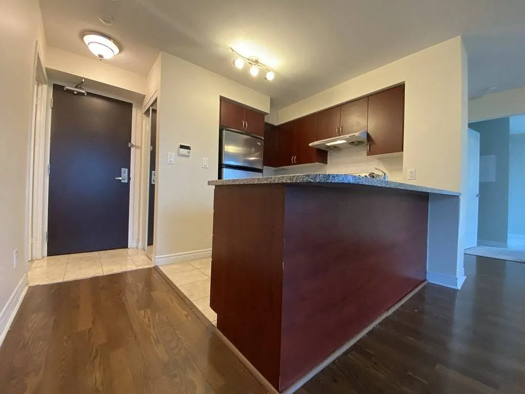 208 Enfield Pl #U910 photo 1