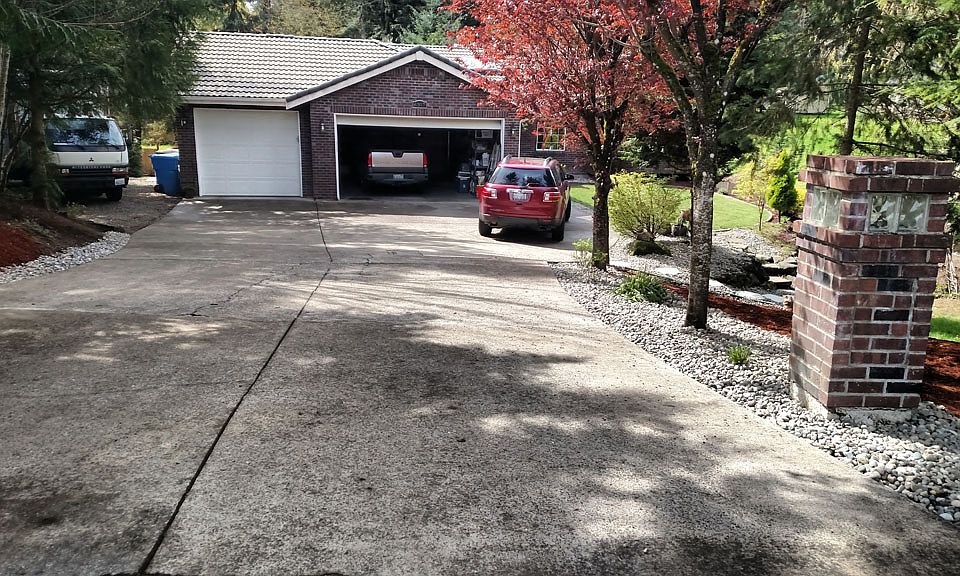 1st image of 6317 187th Ave E