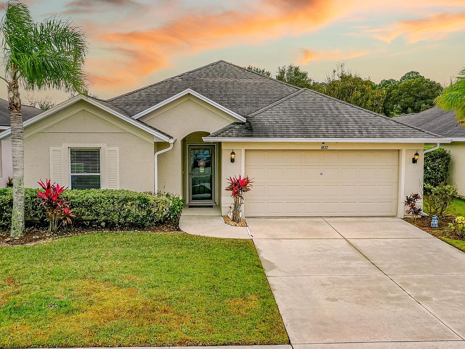 1st image of 1827 Creekwater Blvd