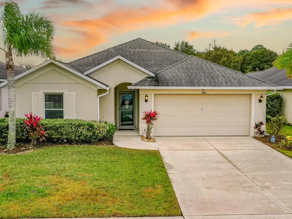 1827 Creekwater Blvd, Port Orange, FL 32128