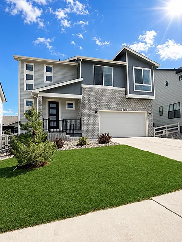 5892 Presidio Pkwy Photo 1