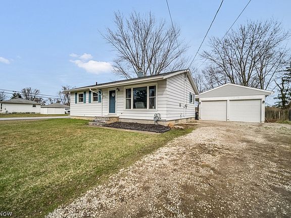 2nd image of 1555 Diana Dr