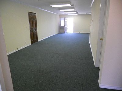 2nd image of 24216 Hawthorne Blvd Ste B