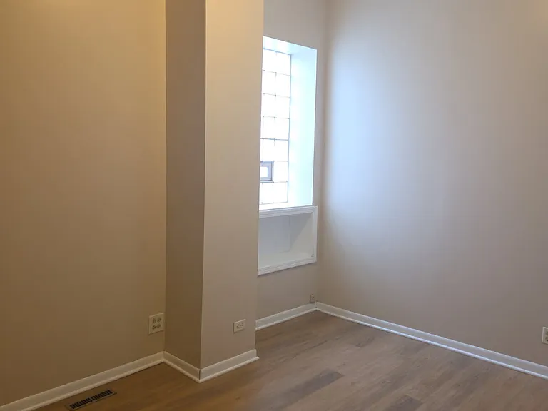 1113 S Loomis St #2 — Photo 9