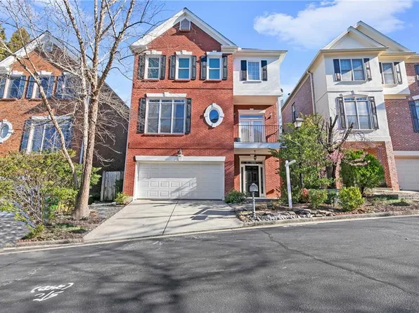2456 Manor Walk, Decatur, GA 30030