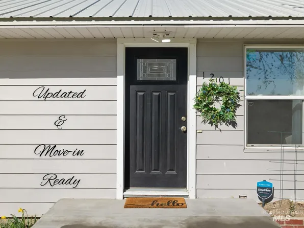 1201 California St, Gooding, ID 83330