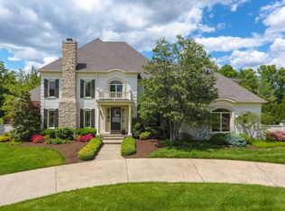 7910 Farm Spring Dr, Prospect, KY 40059