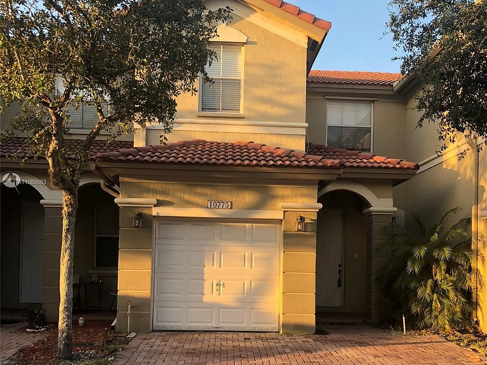 1st image of 10775 NW 80th Ln