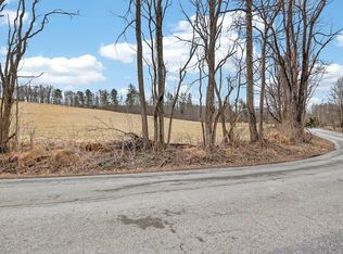 Twin Oaks Rd, Abingdon, VA 24211
