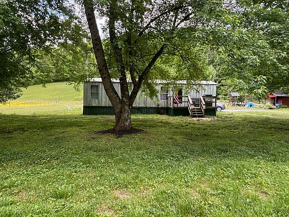 3rd image of 2172 Pattie Ridge Rd
