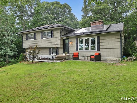 2nd image of 51 Mount Vernon Avenue
