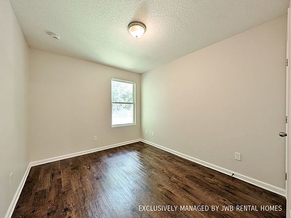 3rd image of 3630 Drew St