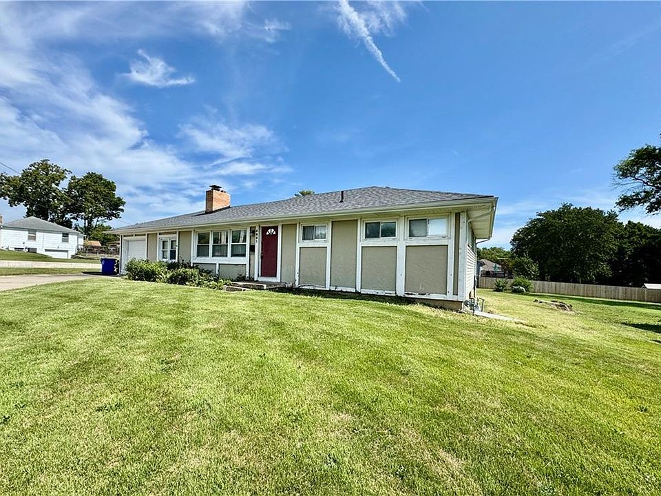 1st image of 5821 Rosehill Rd