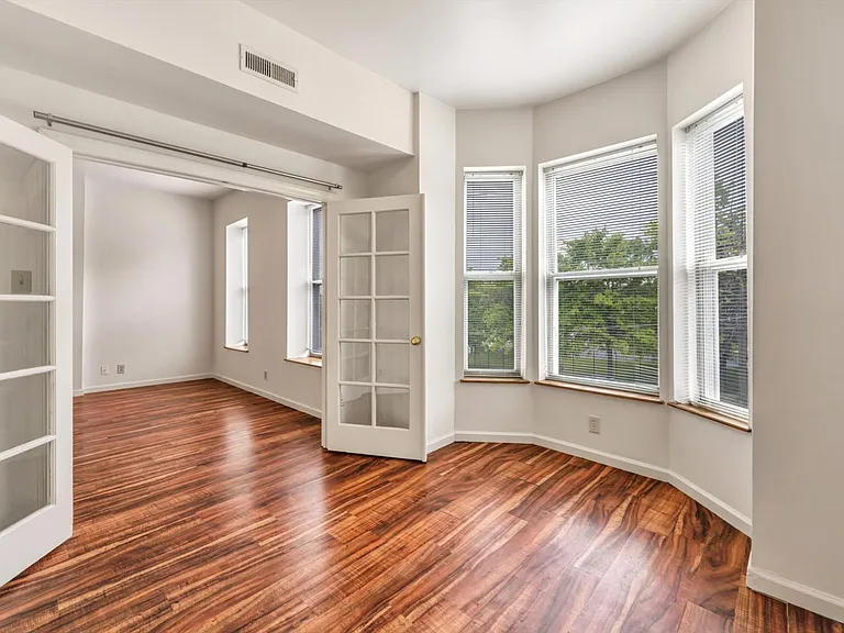 3455A Park Ave — Photo 8