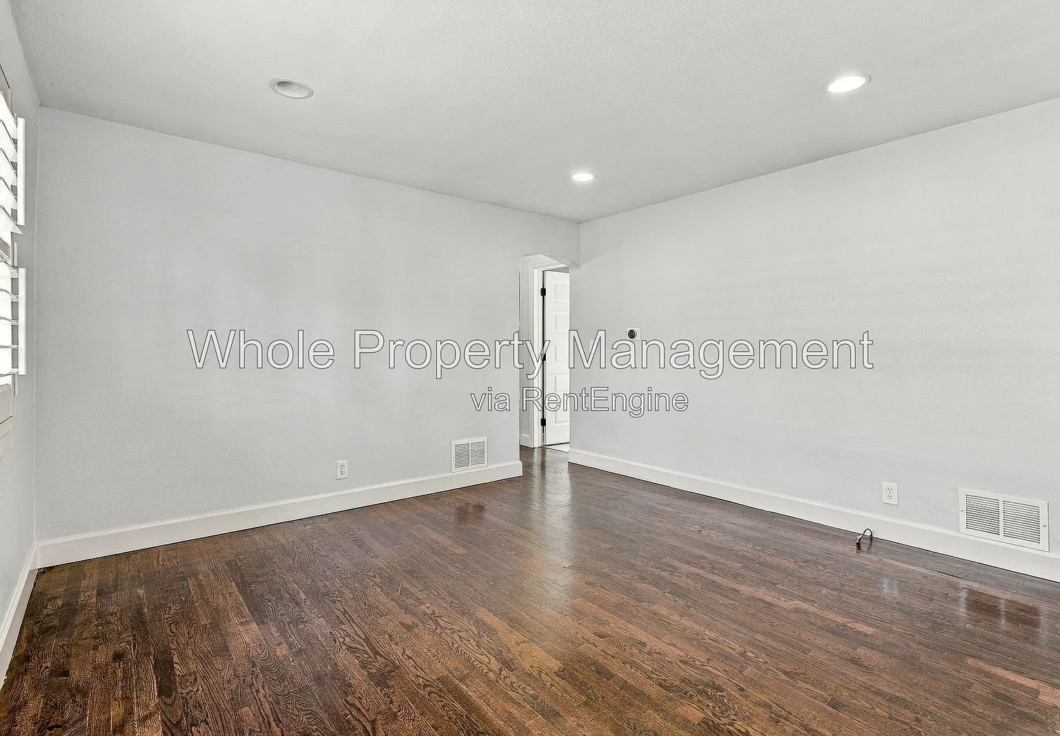 2 bed, 1.0 bath, 811 sqft, $1,800 — Photo 4