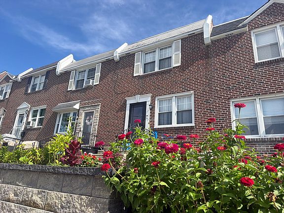 2nd image of 489 Kingsley St