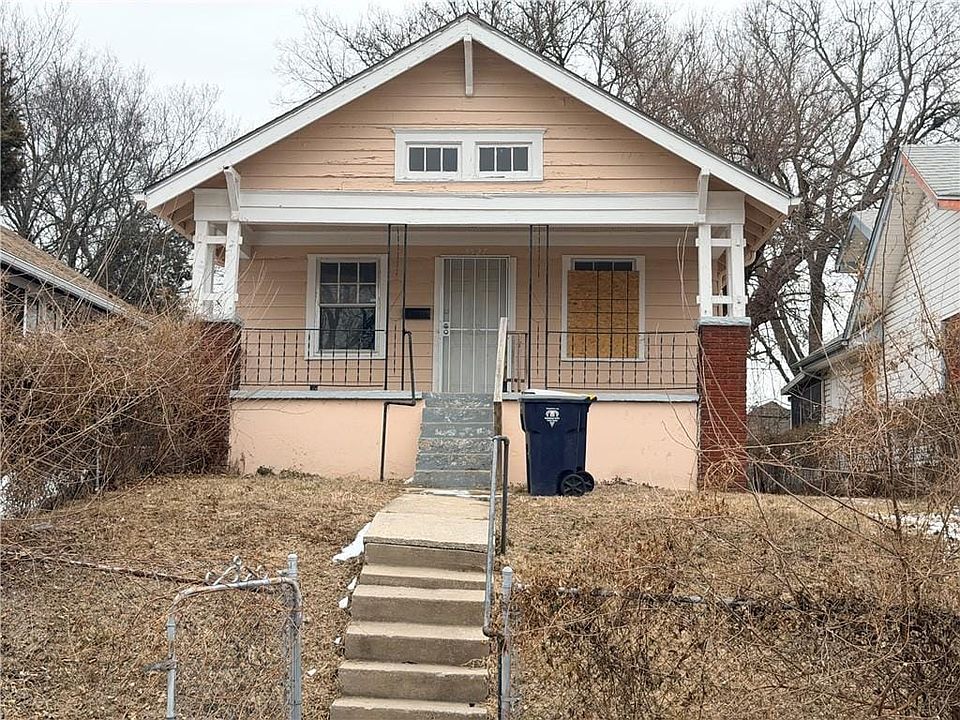 1st image of 5527 Park Ave