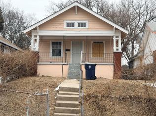 5527 Park Ave, Kansas City, MO 64130