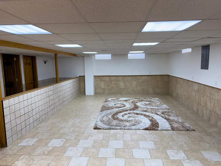 21233 Fairview Dr — Photo 34