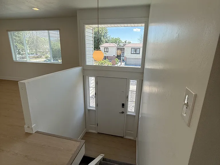 1838 W New York Dr — Photo 10
