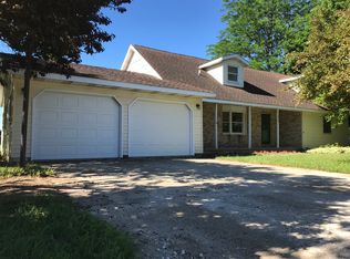 4704 W 48th St, Fremont, MI 49412
