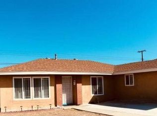 1101 S Arapaho Dr, Santa Ana, CA 92704