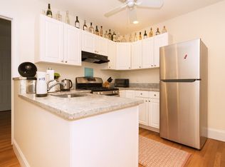60 Egmont St APT 4A, Brookline, MA 02446