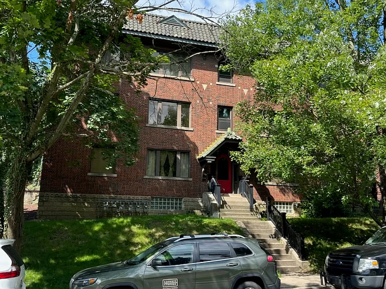 720 Shady Dr E #D — Photo 6