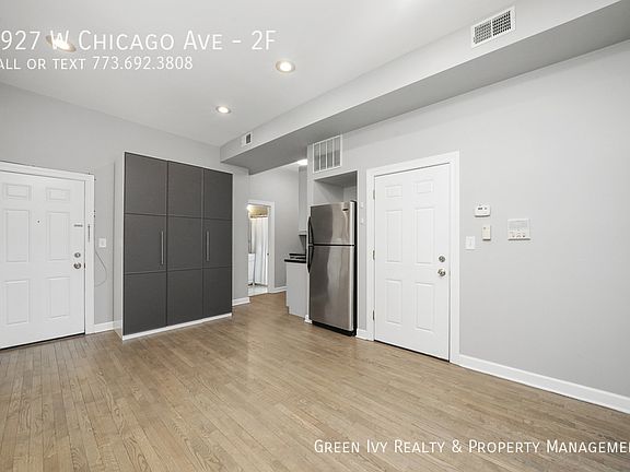 4th image of 1927 W Chicago Ave APT 2F