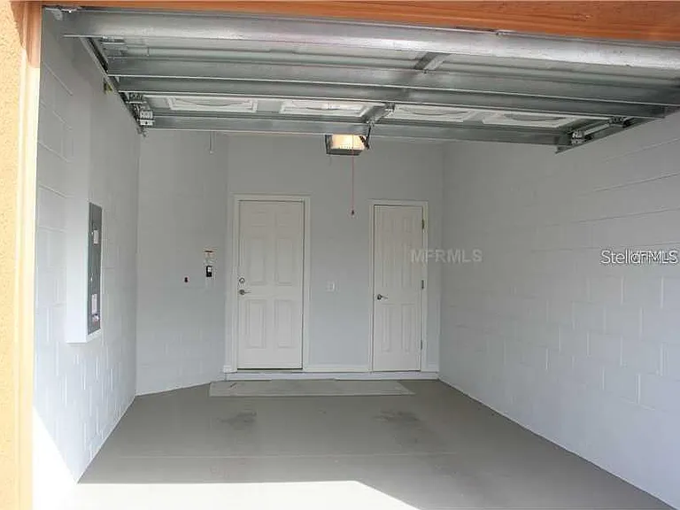 3939 Cesare St — Photo 13
