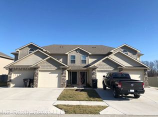 537 Emily Ln, Belton, MO 64012