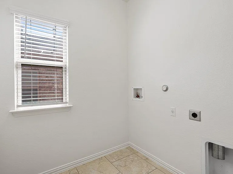 370 Vermilion Marble Trl — Photo 20