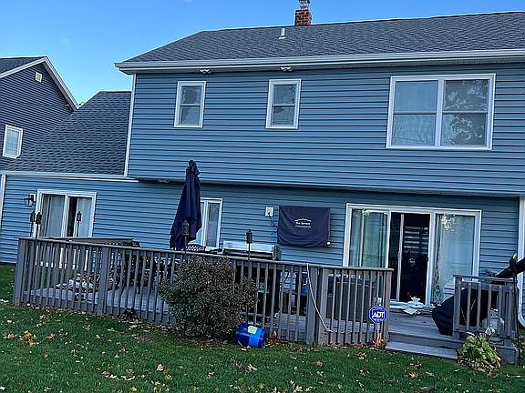 2nd image of 36 Crescent Ln