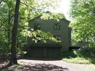 113 Lynch Hill Rd, Oakdale, CT 06370