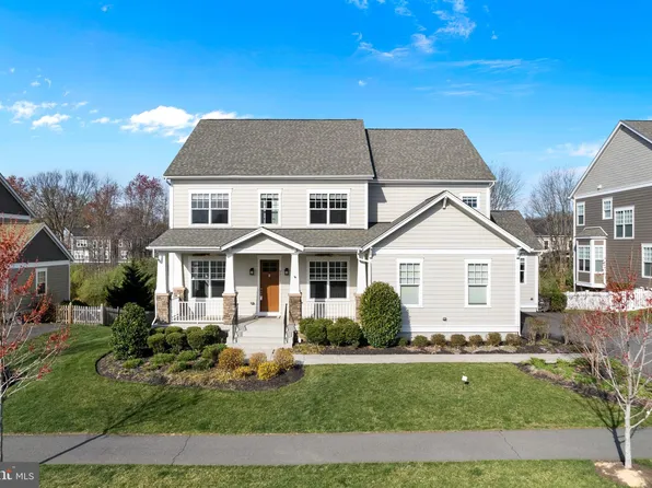 24537 Lavender Grove Dr, Aldie, VA 20105