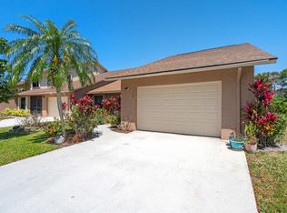 11909 Donlin Dr, Wellington, FL 33414