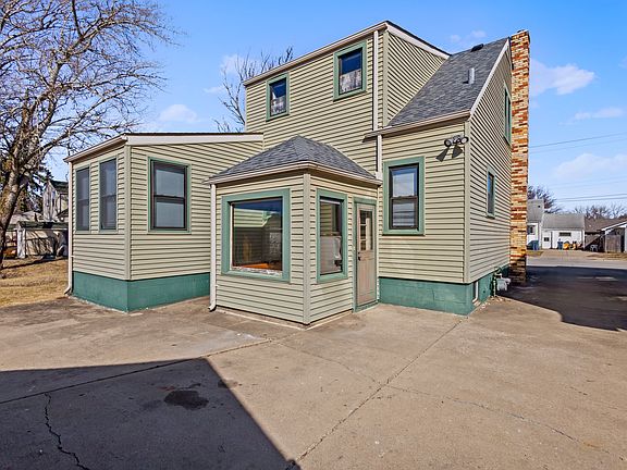 2nd image of 426 Keilman St