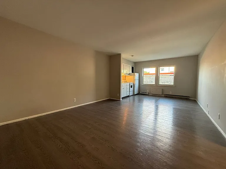 N89W16746 Appleton Ave — Photo 7