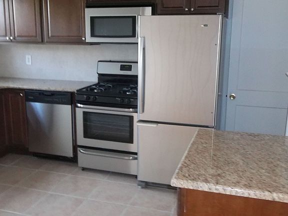 4th image of 3017 W 2nd St