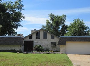 102 Redbird Cir, Oklahoma City, OK 73110