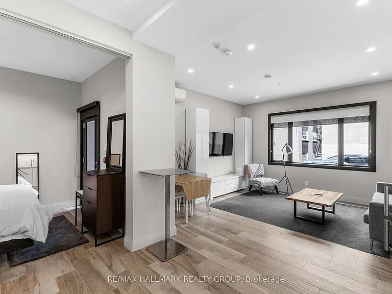 201 Maclaren St #2 — Photo 11