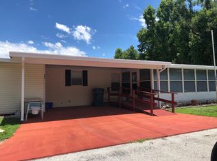 206 Spring Lake Rd, Wildwood, FL 34785
