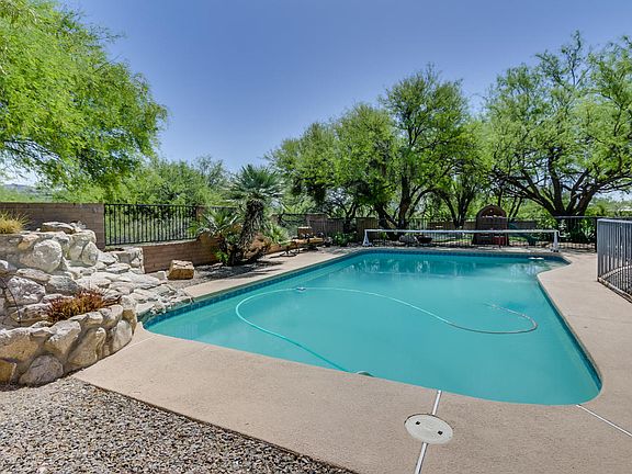 5th image of 5690 N Moccasin Trl