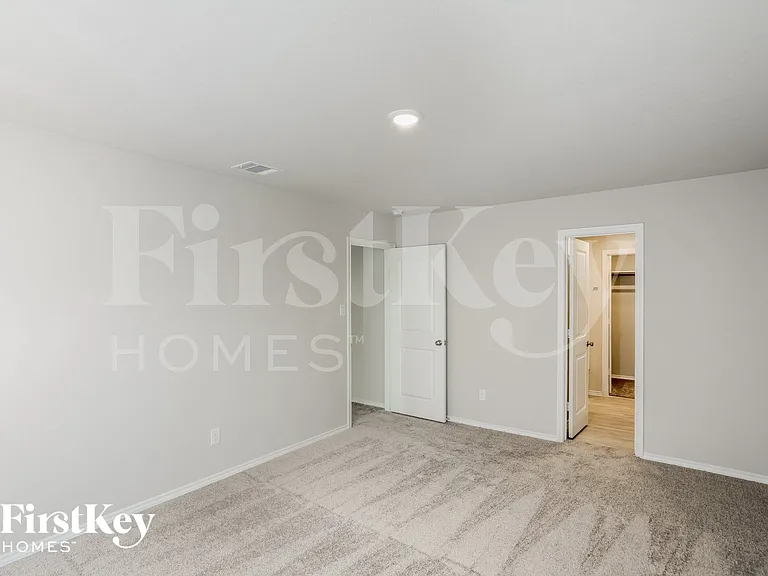 6441 Cotton Rdg — Photo 7