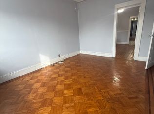 68-28 64th St #2, Ridgewood, NY 11385