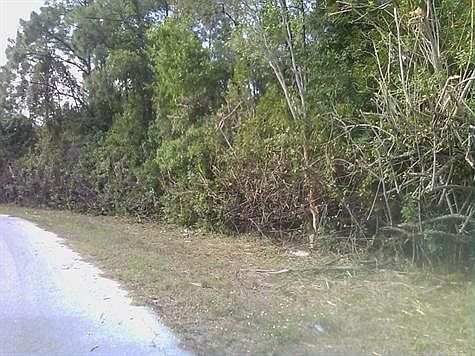 1st image of 15840 Country Ct