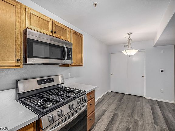 5th image of 950 Seven Hills Dr APT 116