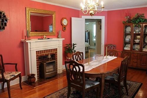 4th image of 206 Thelma St
